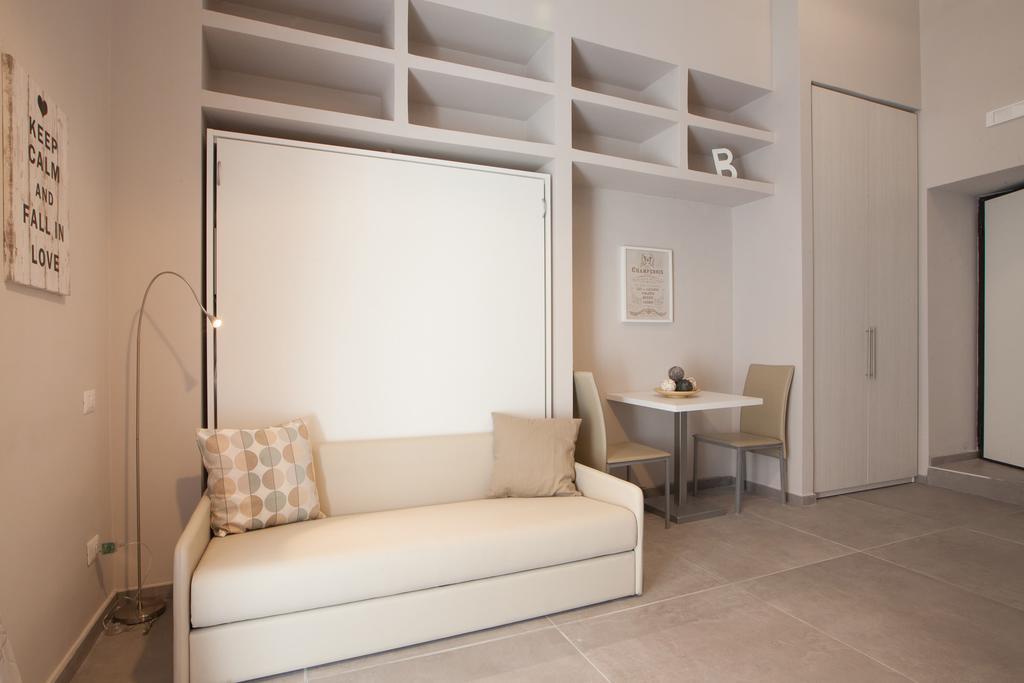 Bovio Prestige Apartments ナポリ エクステリア 写真