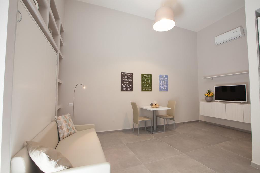 Bovio Prestige Apartments ナポリ エクステリア 写真